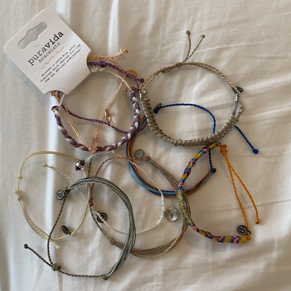 Pura Vida 10 pack multipack, 10 bracelets 4 charms